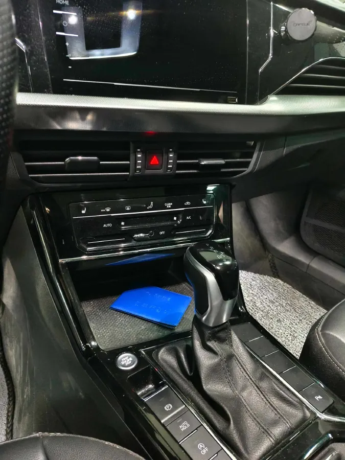 2022 Skoda Kodiak GT 2.0T 186HP L4 7DCT,autocango,china used car exporter,china ev exporter,chinese used car exporter,chinese used ev exporter