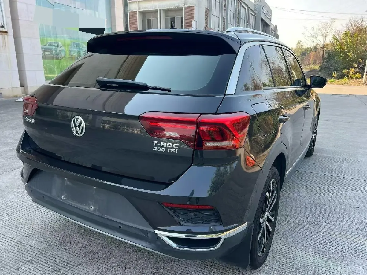 2021 Volkswagen T-Roc 1.4T 150HP L4 7DCT,autocango,china used car exporter,china ev exporter,chinese used car exporter,chinese used ev exporter