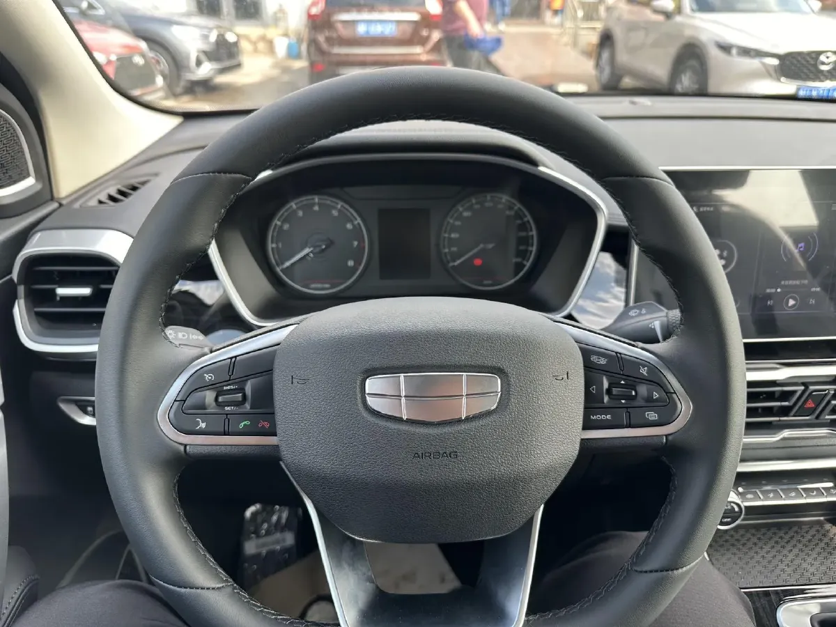 2025 Geely Coolray 1.5L 126HP L4 CVT,autocango,china used car exporter,china ev exporter,chinese used car exporter,chinese used ev exporter