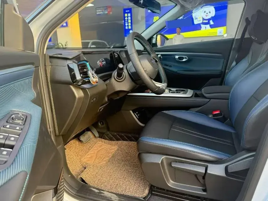 2025 GAC Trumpchi GS3 1.5T 177HP L4 7DCT,autocango,china used car exporter,china ev exporter,chinese used car exporter,chinese used ev exporter