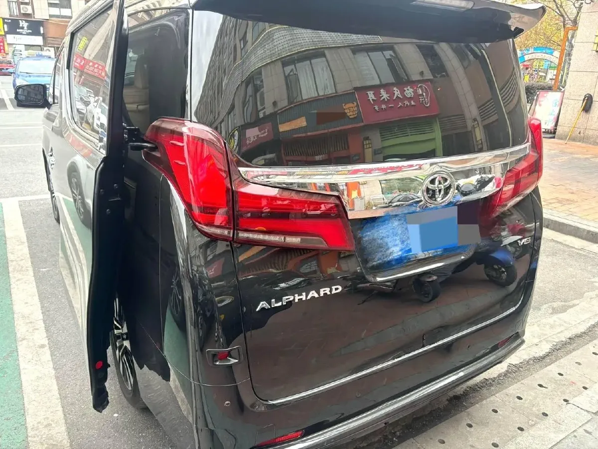 2018 Toyota Alphard 3.5L 301HP V6 8AT,autocango,china used car exporter,china ev exporter,chinese used car exporter,chinese used ev exporter