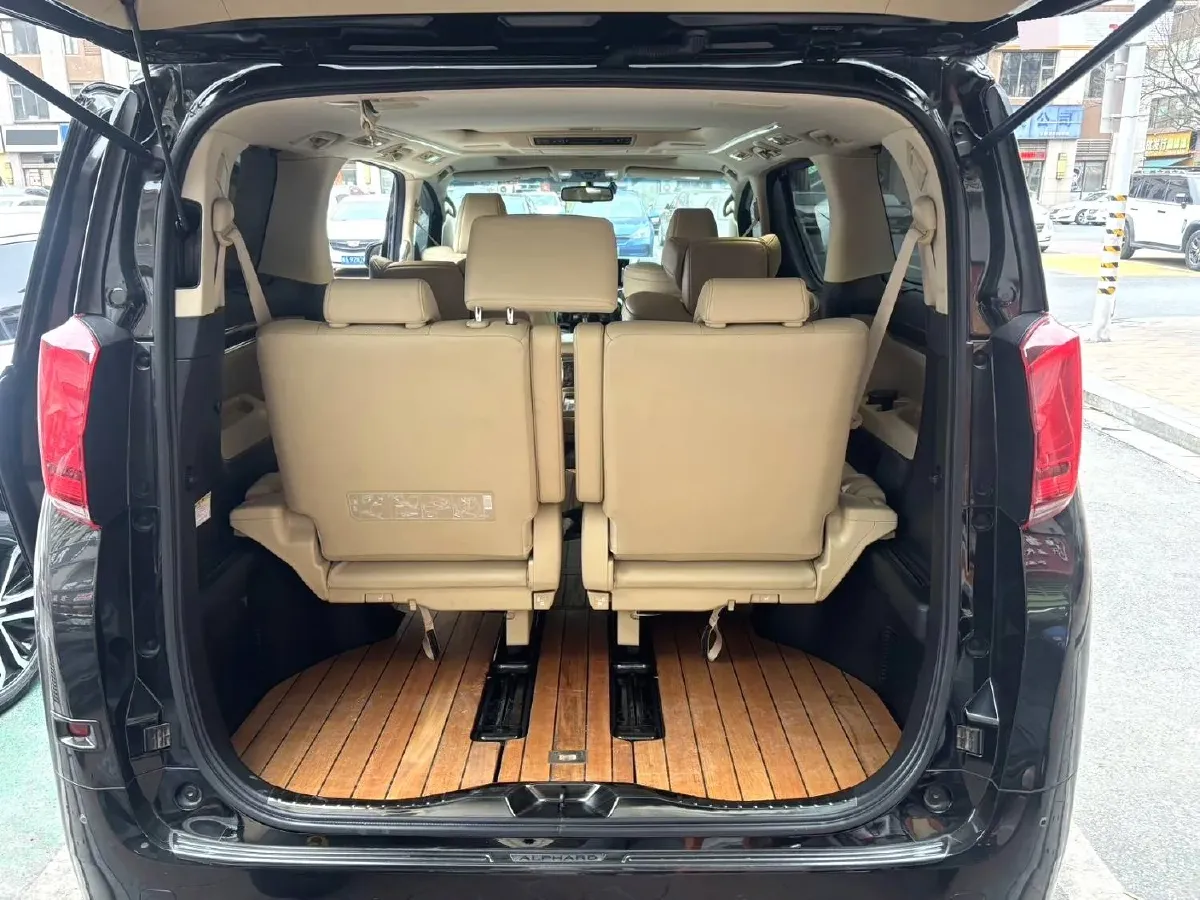 2018 Toyota Alphard 3.5L 301HP V6 8AT,autocango,china used car exporter,china ev exporter,chinese used car exporter,chinese used ev exporter
