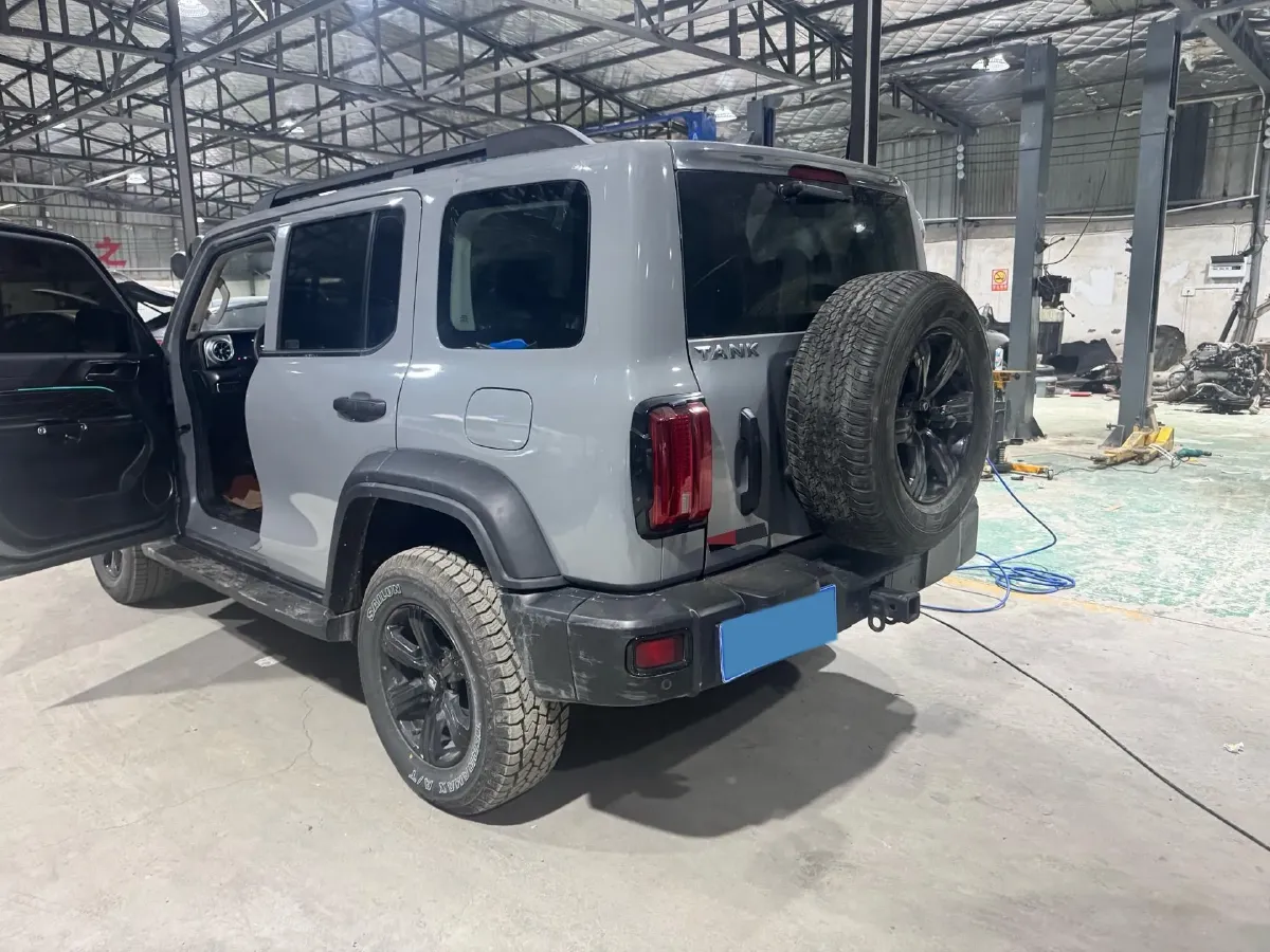 2023 Tank 300 2.0T 227HP L4 8AT,autocango,china used car exporter,china ev exporter,chinese used car exporter,chinese used ev exporter