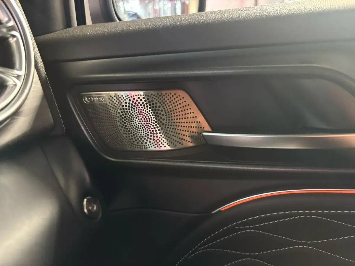 2024 Tank 300 2.0T 227HP L4 8AT,autocango,china used car exporter,china ev exporter,chinese used car exporter,chinese used ev exporter