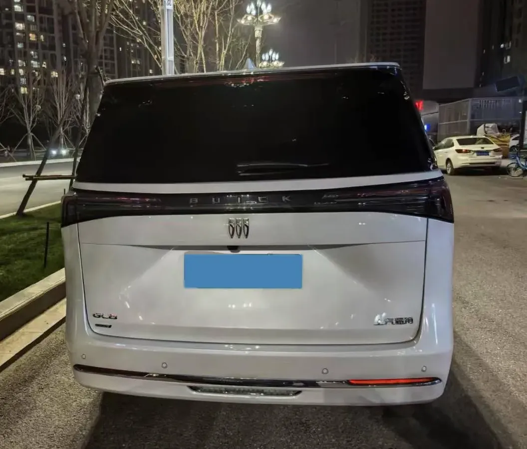 2025 Buick GL8 1.5T 180HP L4 2DHT PHEV,autocango,china used car exporter,china ev exporter,chinese used car exporter,chinese used ev exporter