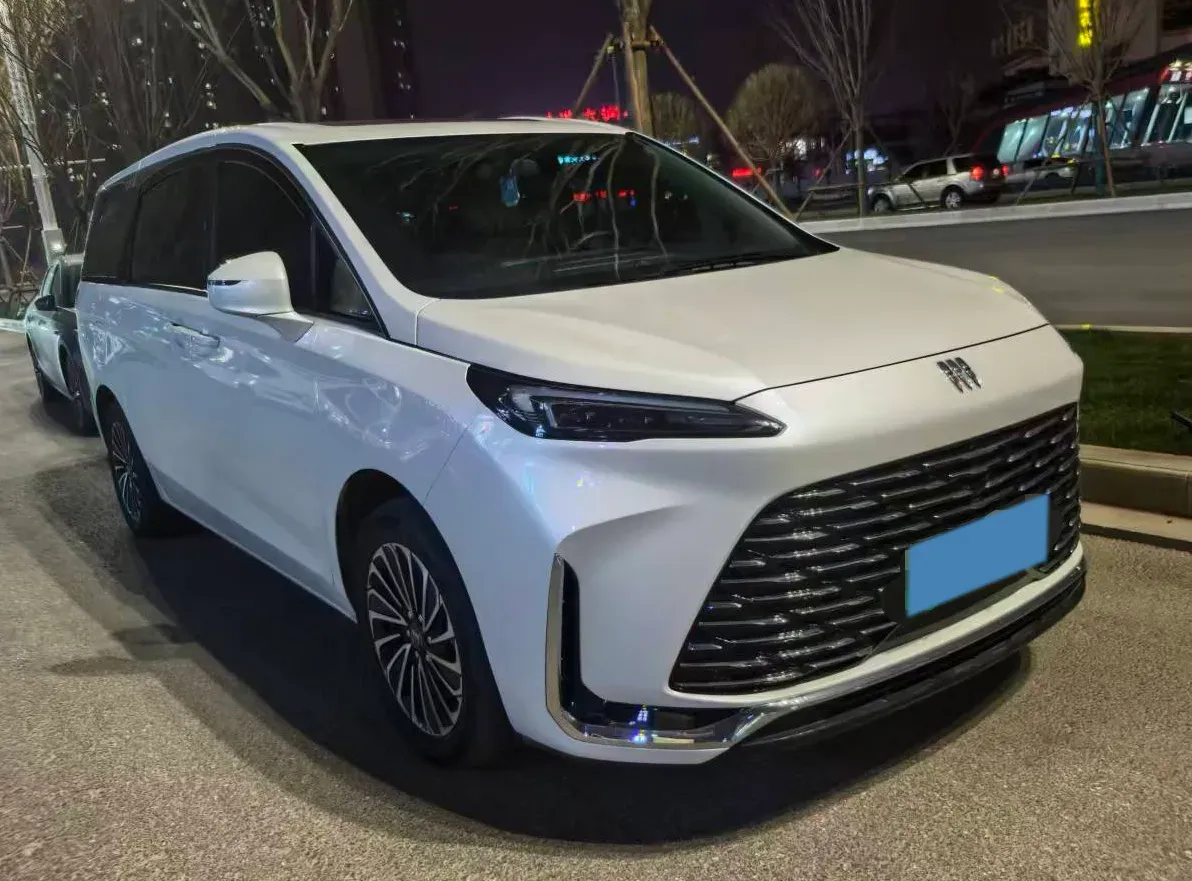 2025 Buick GL8 1.5T 180HP L4 2DHT PHEV,autocango,china used car exporter,china ev exporter,chinese used car exporter,chinese used ev exporter