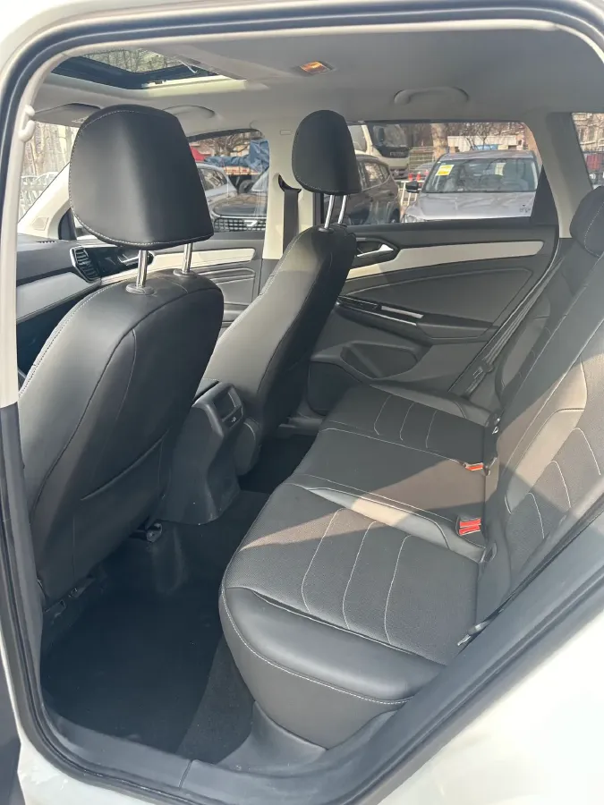 2022 Jetta VS5 1.4T 150HP L4 6AT,autocango,china used car exporter,china ev exporter,chinese used car exporter,chinese used ev exporter