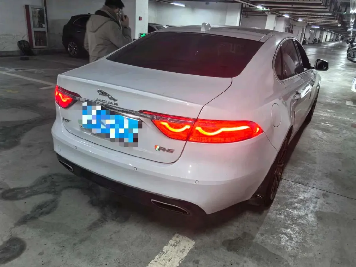 2017 Jaguar XFL 2.0T 240HP L4 8AT,autocango,china used car exporter,china ev exporter,chinese used car exporter,chinese used ev exporter