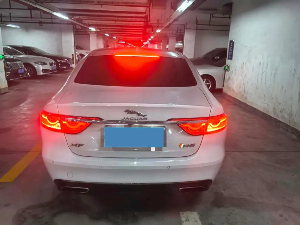 2017 Jaguar XFL 2.0T 240HP L4 8AT,autocango,china used car exporter,china ev exporter,chinese used car exporter,chinese used ev exporter