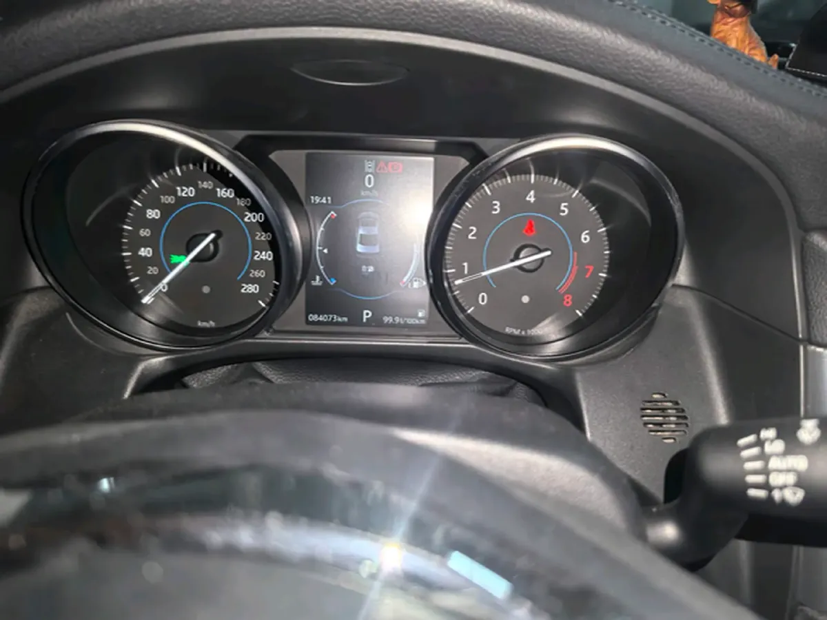 2017 Jaguar XFL 2.0T 240HP L4 8AT,autocango,china used car exporter,china ev exporter,chinese used car exporter,chinese used ev exporter