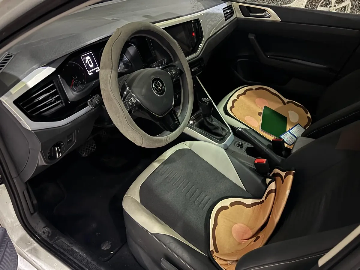 2019 Volkswagen Polo 1.5L 113HP L4 6AT,autocango,china used car exporter,china ev exporter,chinese used car exporter,chinese used ev exporter