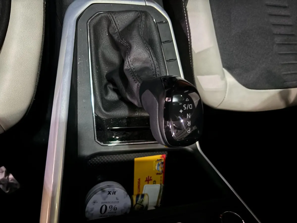 2019 Volkswagen Polo 1.5L 113HP L4 6AT,autocango,china used car exporter,china ev exporter,chinese used car exporter,chinese used ev exporter