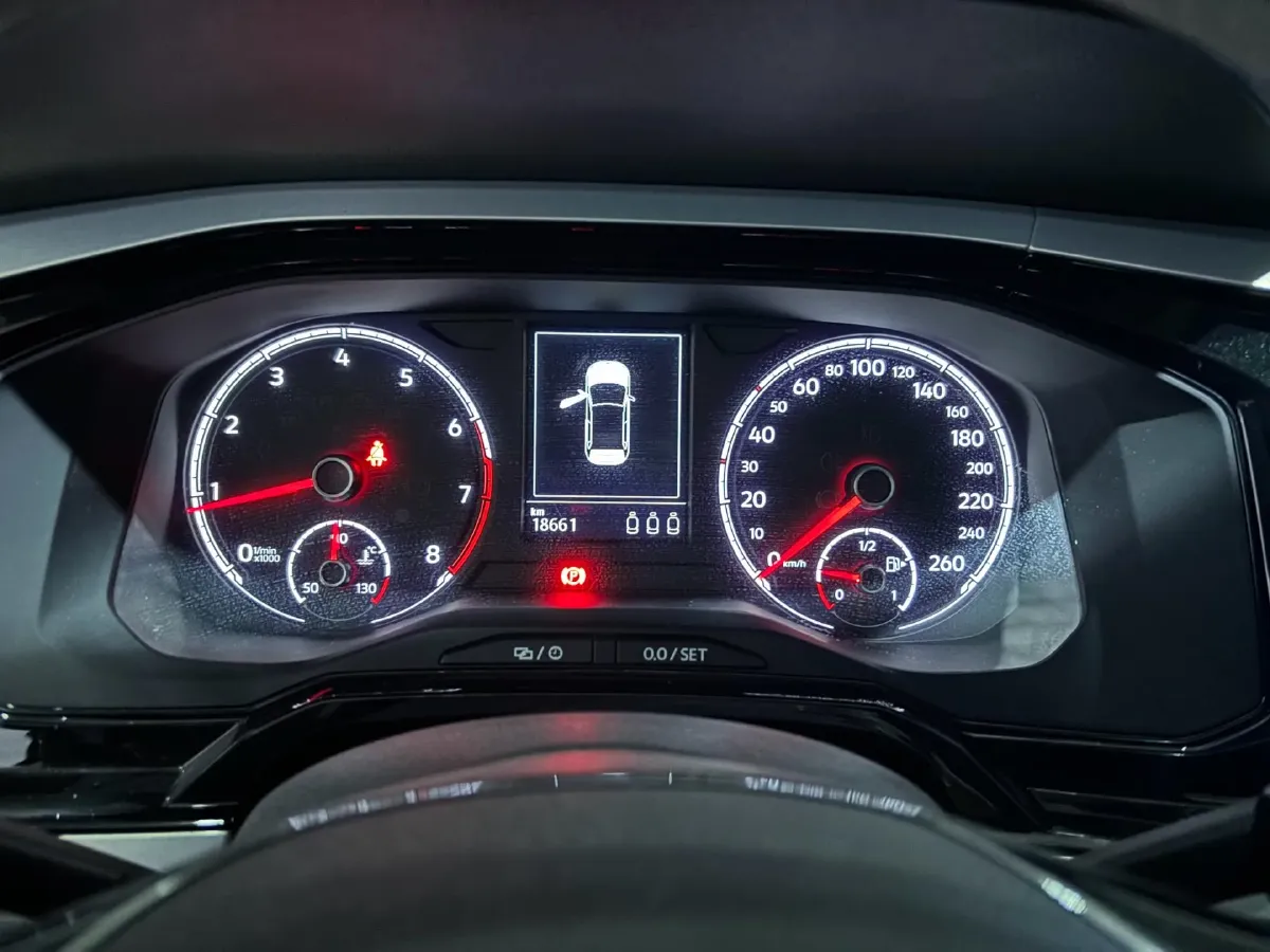 2019 Volkswagen Polo 1.5L 113HP L4 6AT,autocango,china used car exporter,china ev exporter,chinese used car exporter,chinese used ev exporter