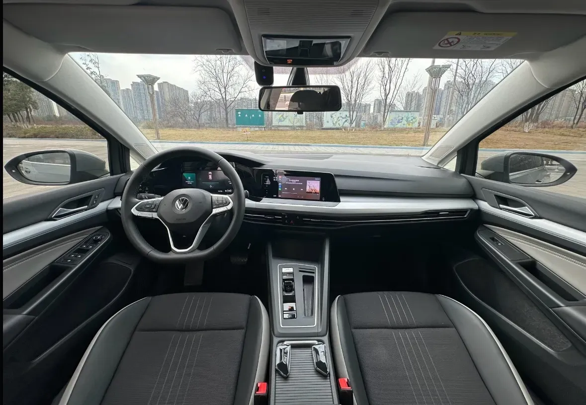 2023 Volkswagen Golf 1.4T 150HP L4 7DCT,autocango,china used car exporter,china ev exporter,chinese used car exporter,chinese used ev exporter