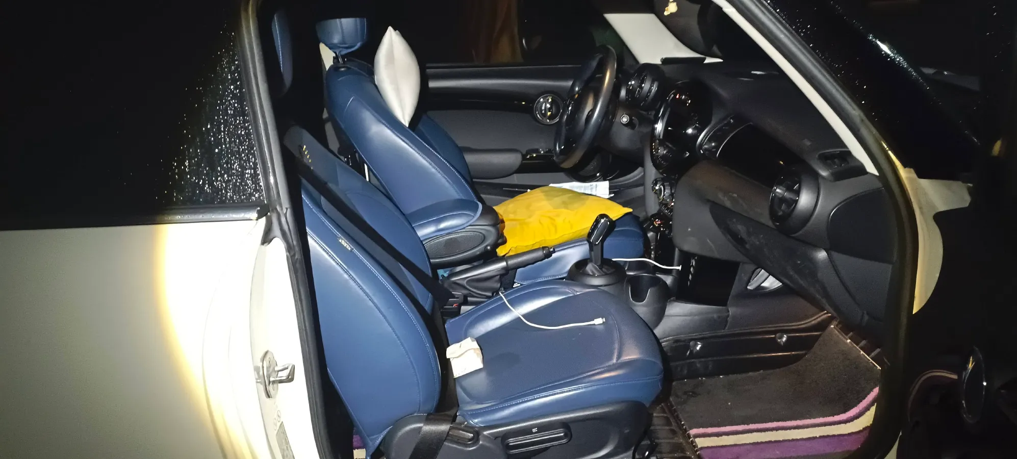 2019 MINI MINI 1.5T 102HP L3 7DCT,autocango,china used car exporter,china ev exporter,chinese used car exporter,chinese used ev exporter