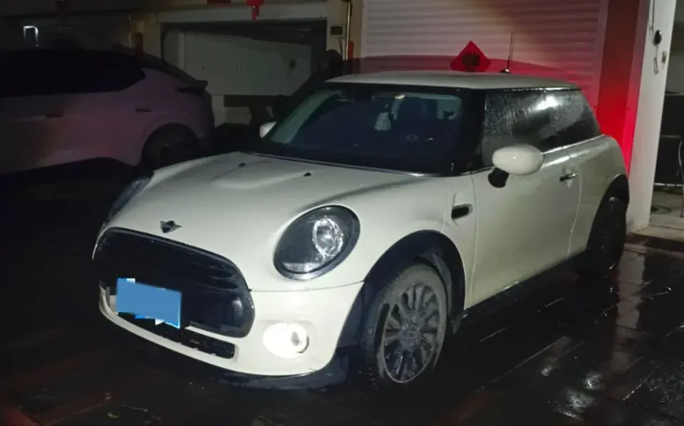 2019 MINI MINI 1.5T 102HP L3 7DCT,autocango,china used car exporter,china ev exporter,chinese used car exporter,chinese used ev exporter