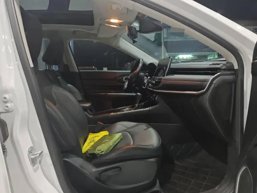 2021 Jeep Compass 1.3T 173HP L4 7DCT,autocango,china used car exporter,china ev exporter,chinese used car exporter,chinese used ev exporter