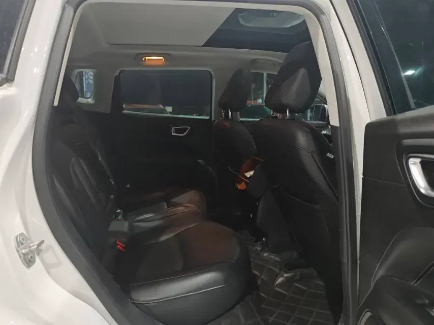 2021 Jeep Compass 1.3T 173HP L4 7DCT,autocango,china used car exporter,china ev exporter,chinese used car exporter,chinese used ev exporter