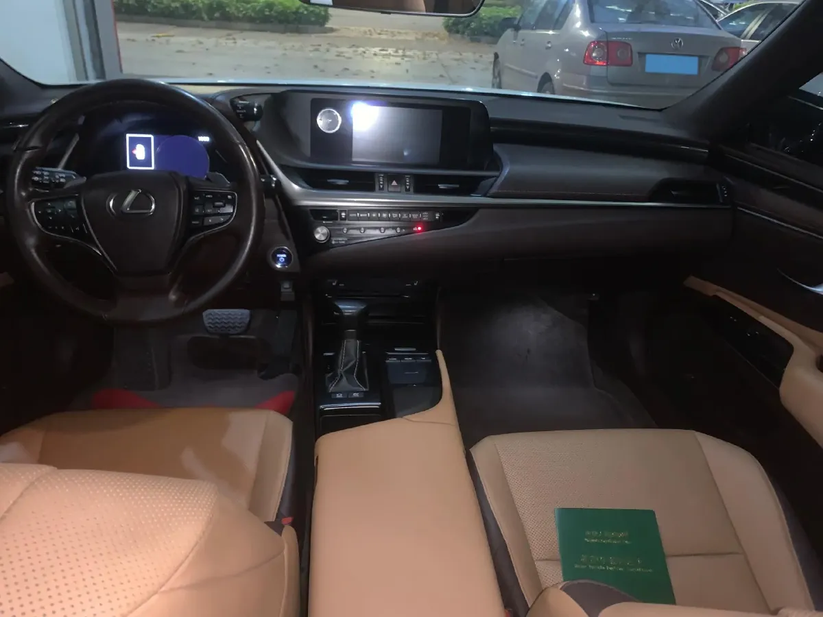 2020 Lexus ES 2.5L 178HP L4 E-CVT Hybrid,autocango,china used car exporter,china ev exporter,chinese used car exporter,chinese used ev exporter