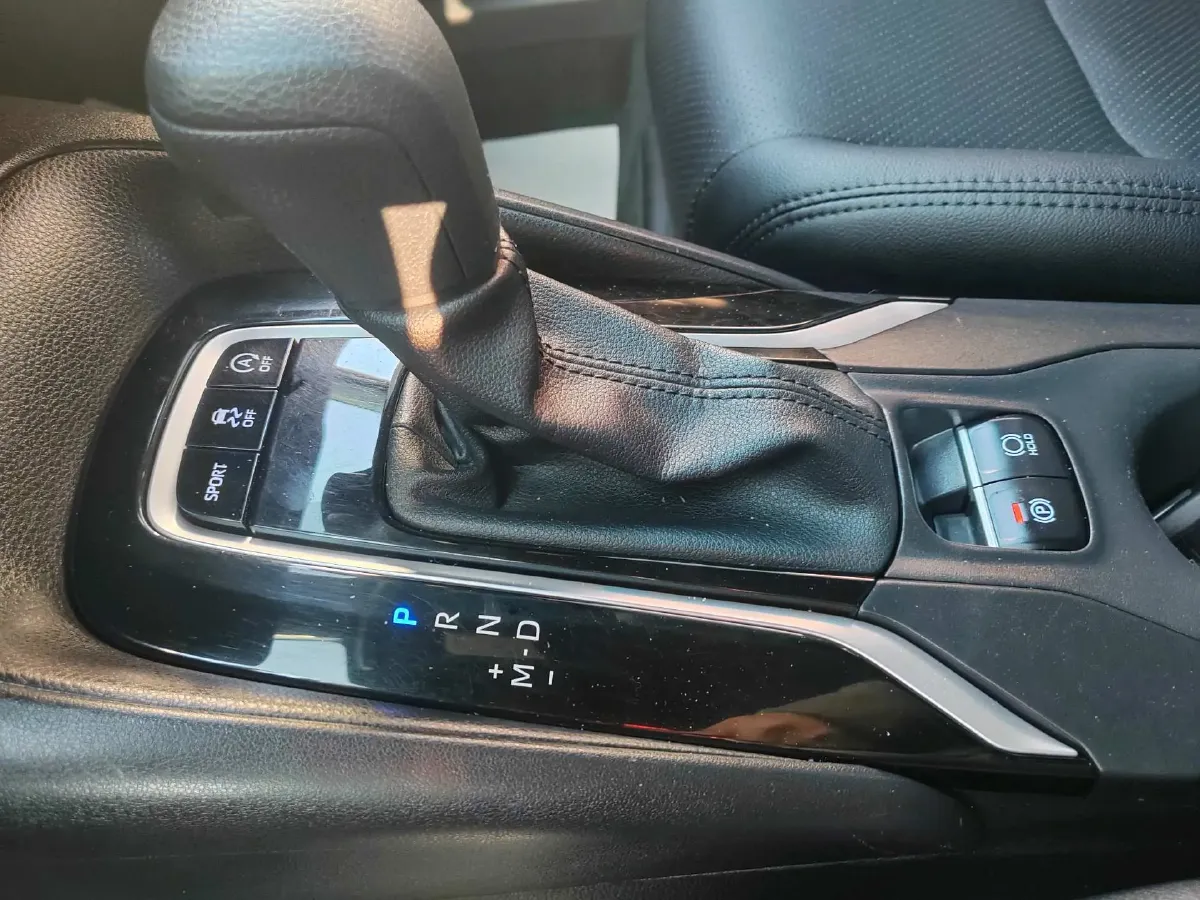 2022 Toyota Levin 1.2T 116HP L4 CVT,autocango,china used car exporter,china ev exporter,chinese used car exporter,chinese used ev exporter