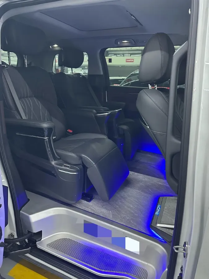 2024 GAC Trumpchi M8 2.0T 252HP L4 8AT,autocango,china used car exporter,china ev exporter,chinese used car exporter,chinese used ev exporter