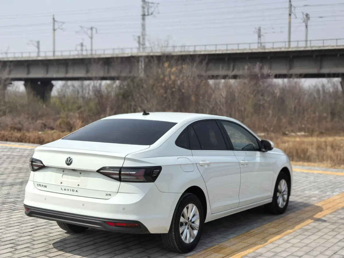 2023 Volkswagen Lavida 1.5L 110HP L4 6AT,autocango,china used car exporter,china ev exporter,chinese used car exporter,chinese used ev exporter