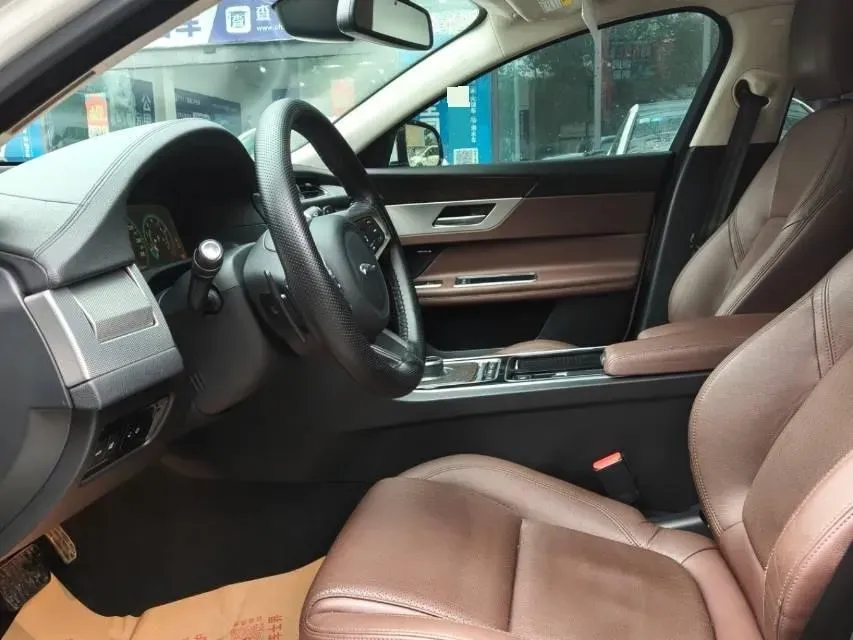 2018 Mercedes-Benz E Class 2.0T 184HP L4 9AT,autocango,china used car exporter,china ev exporter,chinese used car exporter,chinese used ev exporter