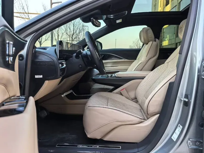 2022 Cadillac IQ Lyriq BEV 95.7KWH,autocango,china used car exporter,china ev exporter,chinese used car exporter,chinese used ev exporter