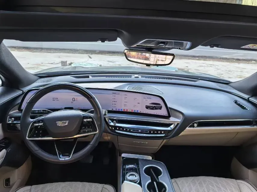 2022 Cadillac IQ Lyriq BEV 95.7KWH,autocango,china used car exporter,china ev exporter,chinese used car exporter,chinese used ev exporter