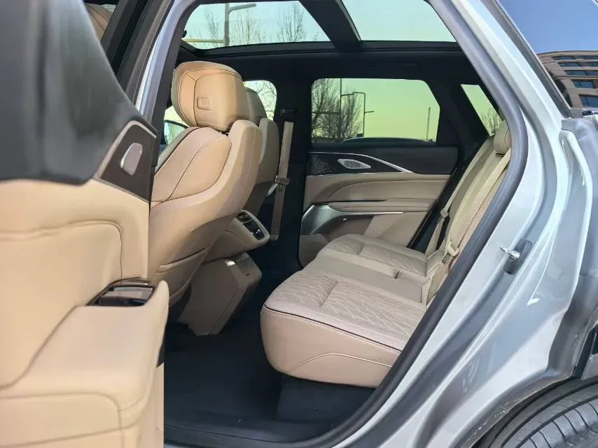 2022 Cadillac IQ Lyriq BEV 95.7KWH,autocango,china used car exporter,china ev exporter,chinese used car exporter,chinese used ev exporter