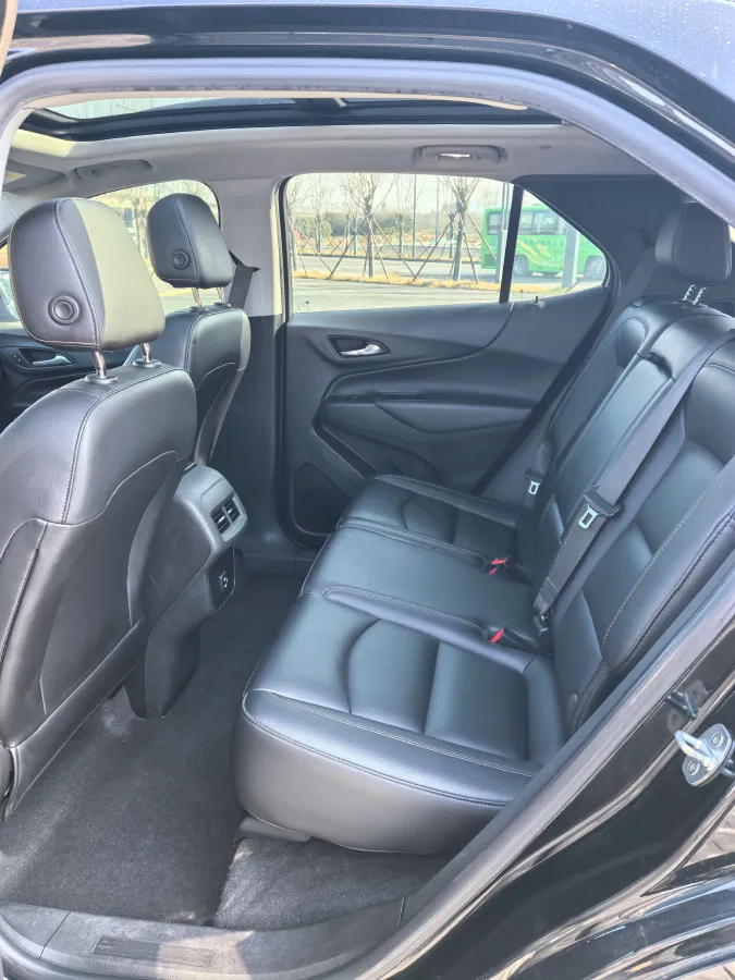 2021 Chevrolet Equinox 1.5T 169HP L4 6AT,autocango,china used car exporter,china ev exporter,chinese used car exporter,chinese used ev exporter