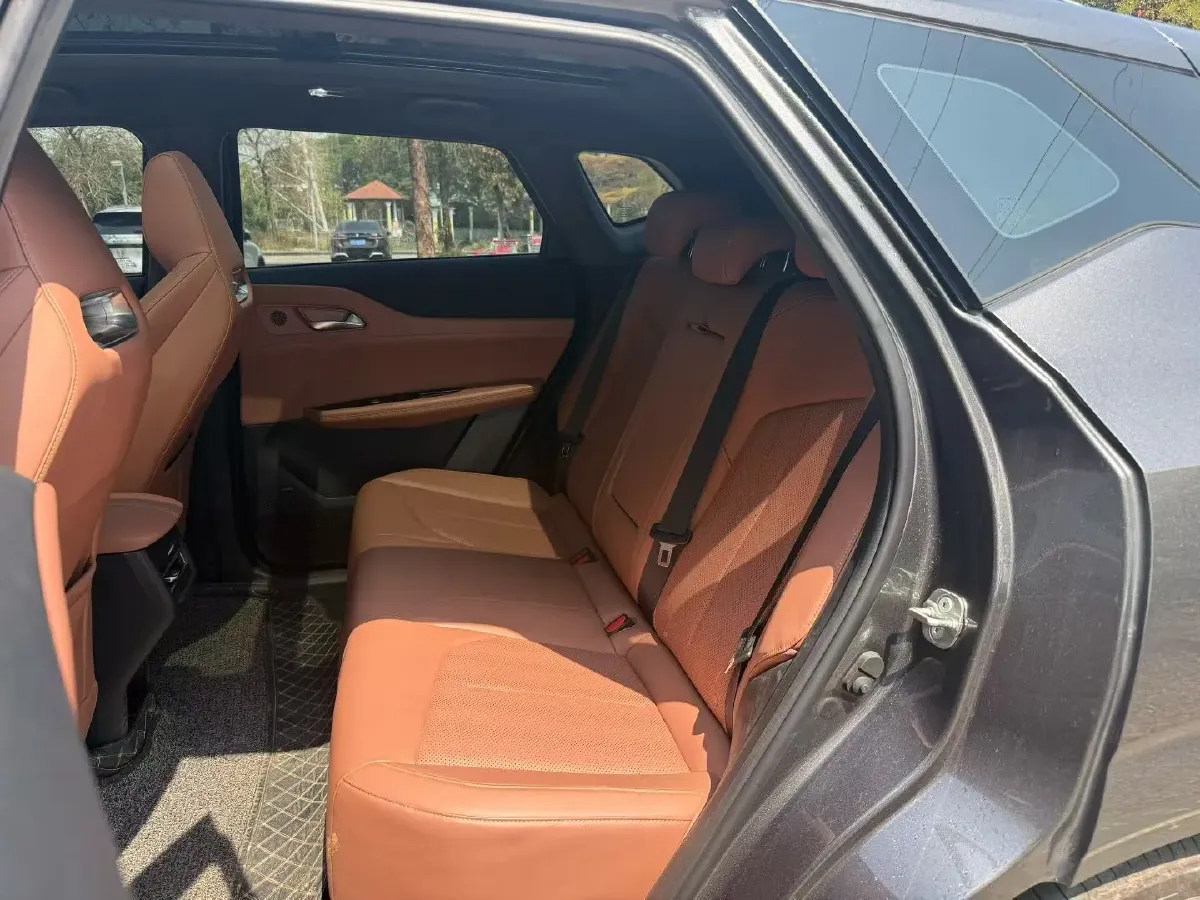 2025 ChangAn UNI-Z 1.5T 188HP L4 7DCT,autocango,china used car exporter,china ev exporter,chinese used car exporter,chinese used ev exporter