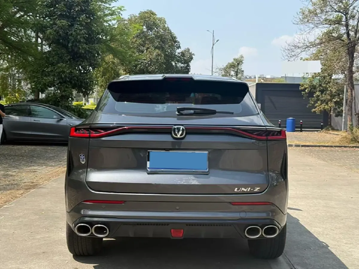 2025 ChangAn UNI-Z 1.5T 188HP L4 7DCT,autocango,china used car exporter,china ev exporter,chinese used car exporter,chinese used ev exporter