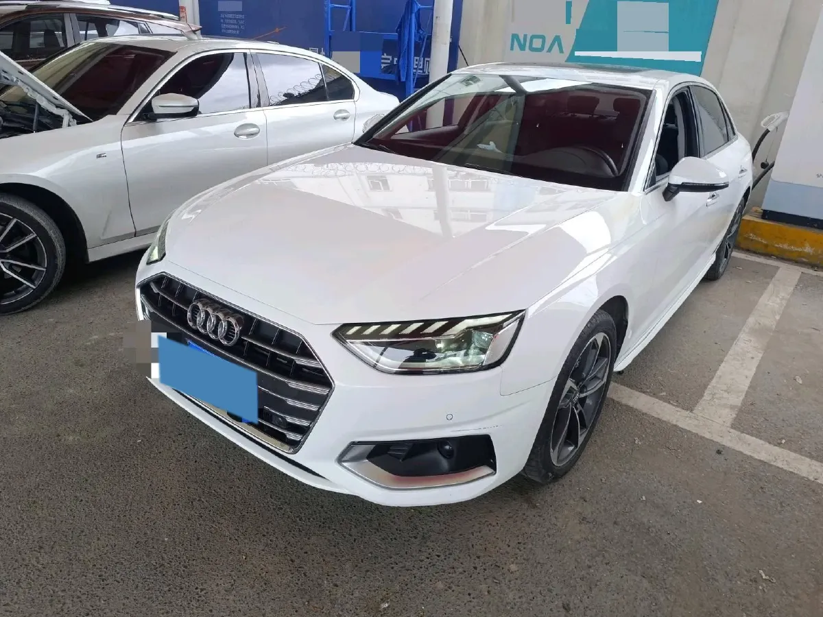 2020 Audi A4L 2.0T 190HP L4 7DCT,autocango,china used car exporter,china ev exporter,chinese used car exporter,chinese used ev exporter