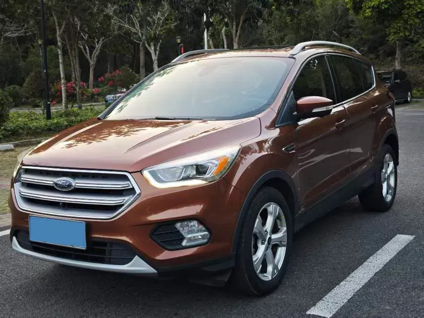 2018 Nissan Terra 2.5L 184HP L4 7AT,autocango,china used car exporter,china ev exporter,chinese used car exporter,chinese used ev exporter