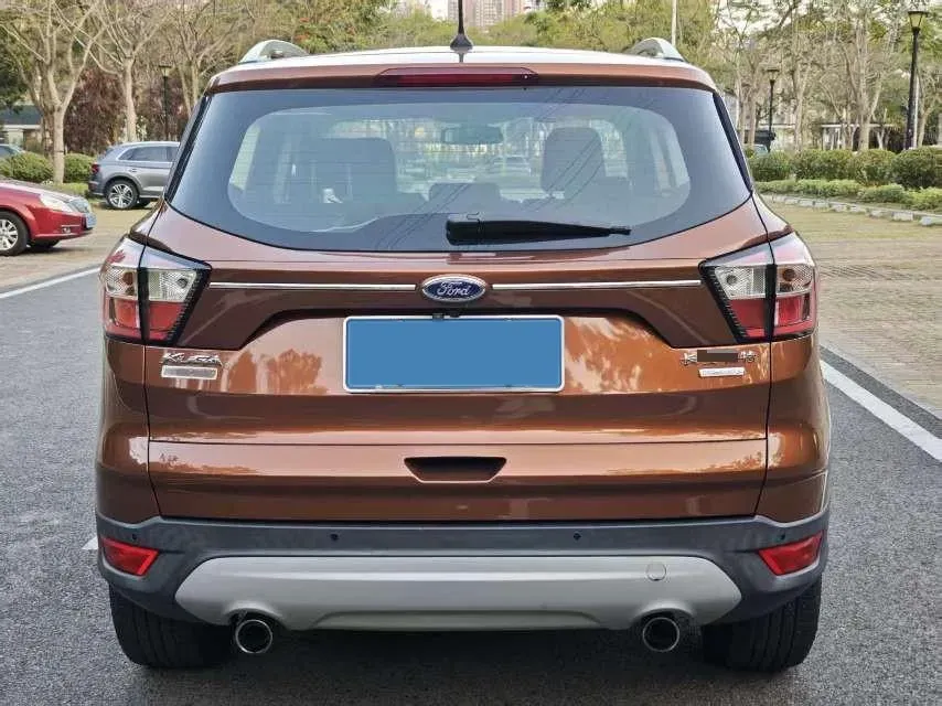 2018 Nissan Terra 2.5L 184HP L4 7AT,autocango,china used car exporter,china ev exporter,chinese used car exporter,chinese used ev exporter