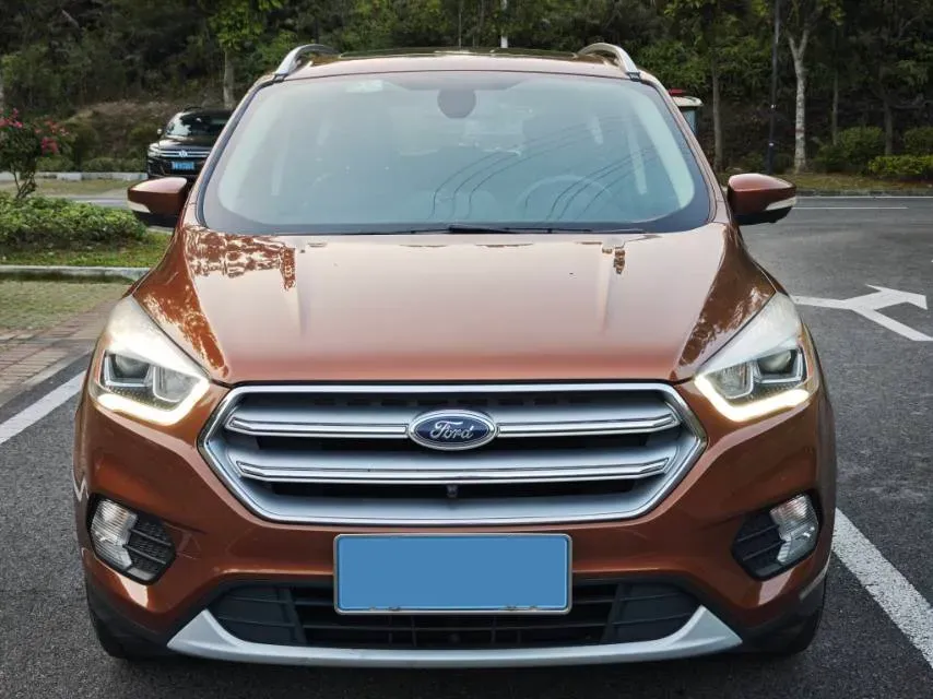 2018 Nissan Terra 2.5L 184HP L4 7AT,autocango,china used car exporter,china ev exporter,chinese used car exporter,chinese used ev exporter