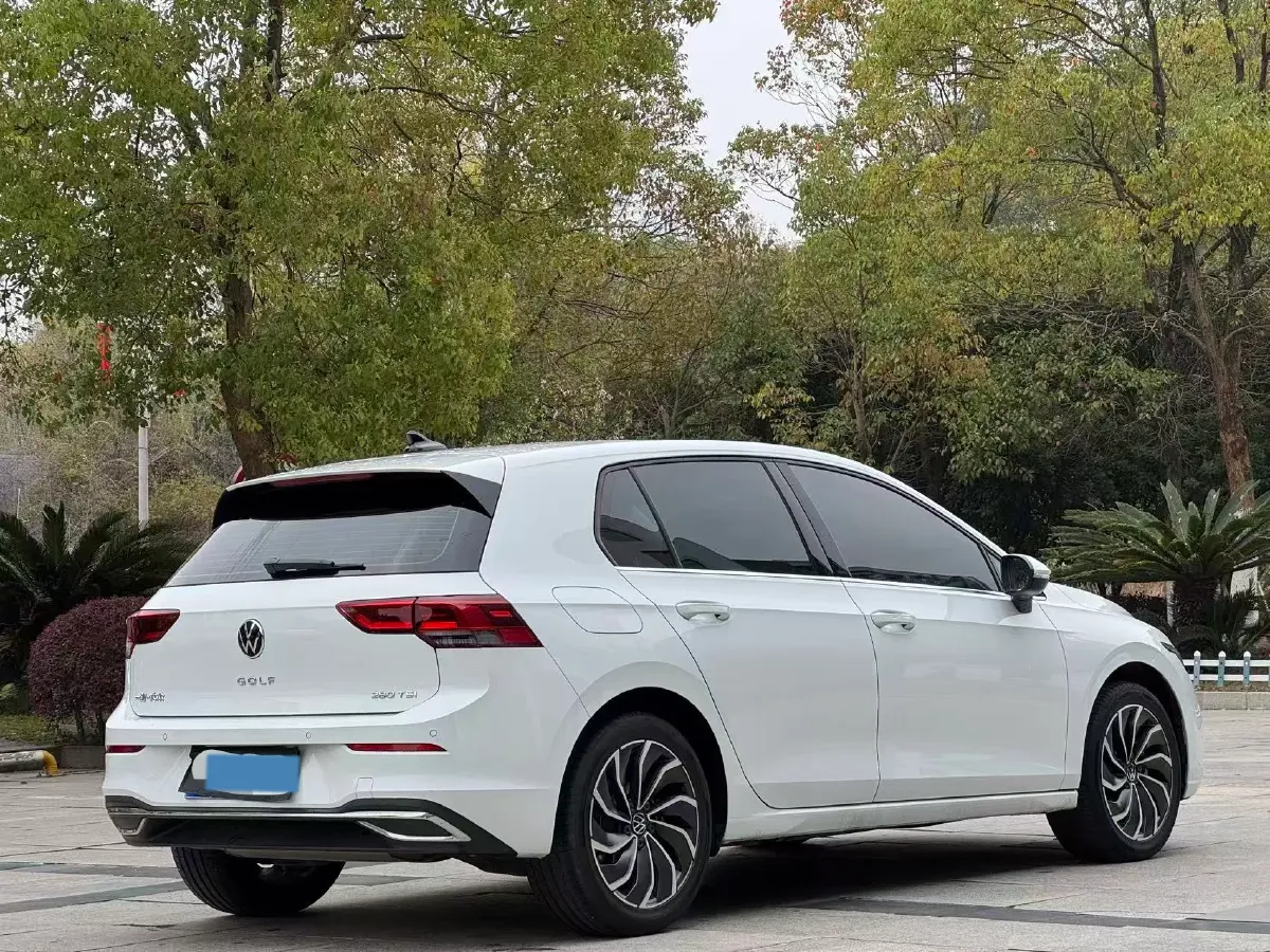 2023 Volkswagen Golf 1.4T 150HP L4 7DCT,autocango,china used car exporter,china ev exporter,chinese used car exporter,chinese used ev exporter