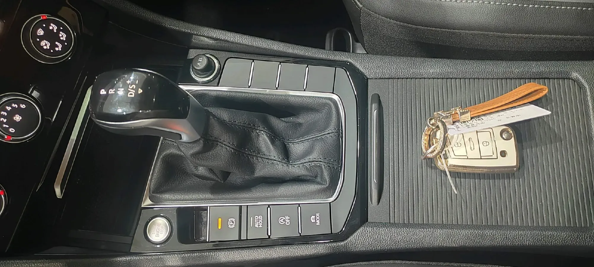 2021 Volkswagen Sagitar 1.4T 150HP L4 7DCT,autocango,china used car exporter,china ev exporter,chinese used car exporter,chinese used ev exporter