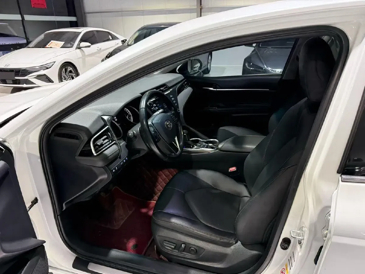 2018 Toyota Camry 2.5L 209HP L4 8AT,autocango,china used car exporter,china ev exporter,chinese used car exporter,chinese used ev exporter