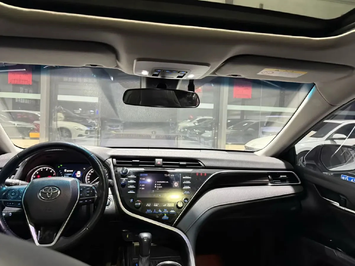 2018 Toyota Camry 2.5L 209HP L4 8AT,autocango,china used car exporter,china ev exporter,chinese used car exporter,chinese used ev exporter