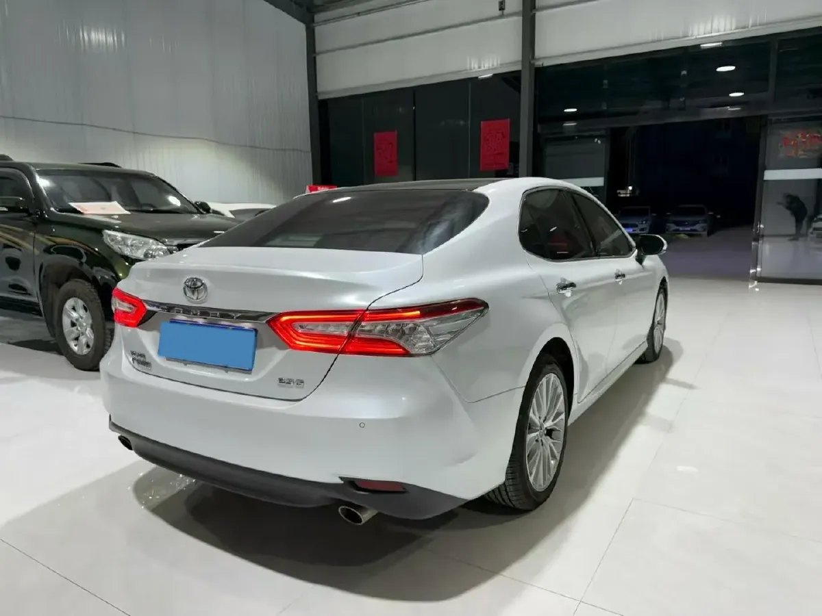 2018 Toyota Camry 2.5L 209HP L4 8AT,autocango,china used car exporter,china ev exporter,chinese used car exporter,chinese used ev exporter