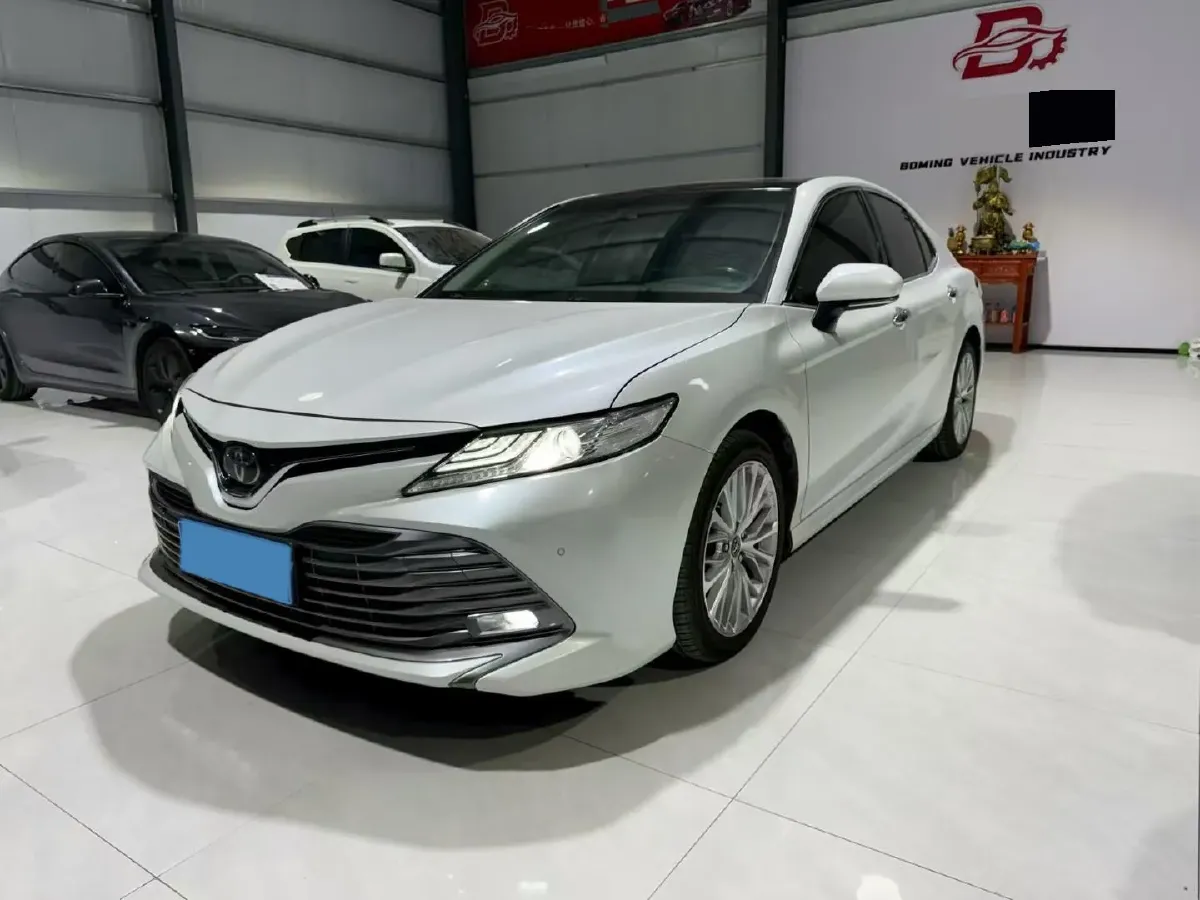 2018 Toyota Camry 2.5L 209HP L4 8AT,autocango,china used car exporter,china ev exporter,chinese used car exporter,chinese used ev exporter