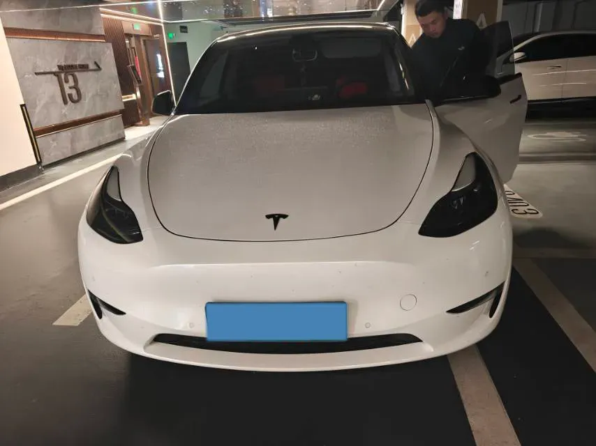2023 Tesla Model Y BEV 78.4KWH,autocango,china used car exporter,china ev exporter,chinese used car exporter,chinese used ev exporter