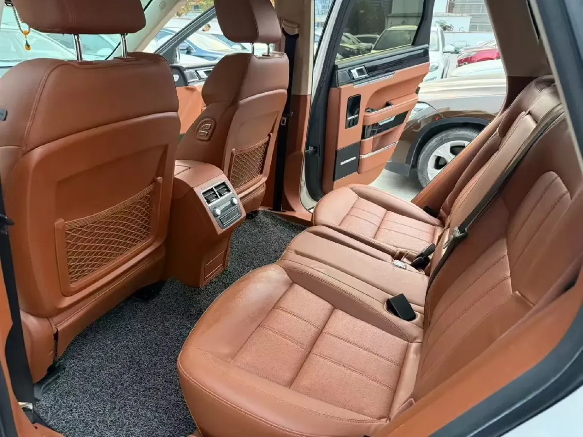 2017 Zotye T700 1.8T 177HP L4 6DCT,autocango,china used car exporter,china ev exporter,chinese used car exporter,chinese used ev exporter