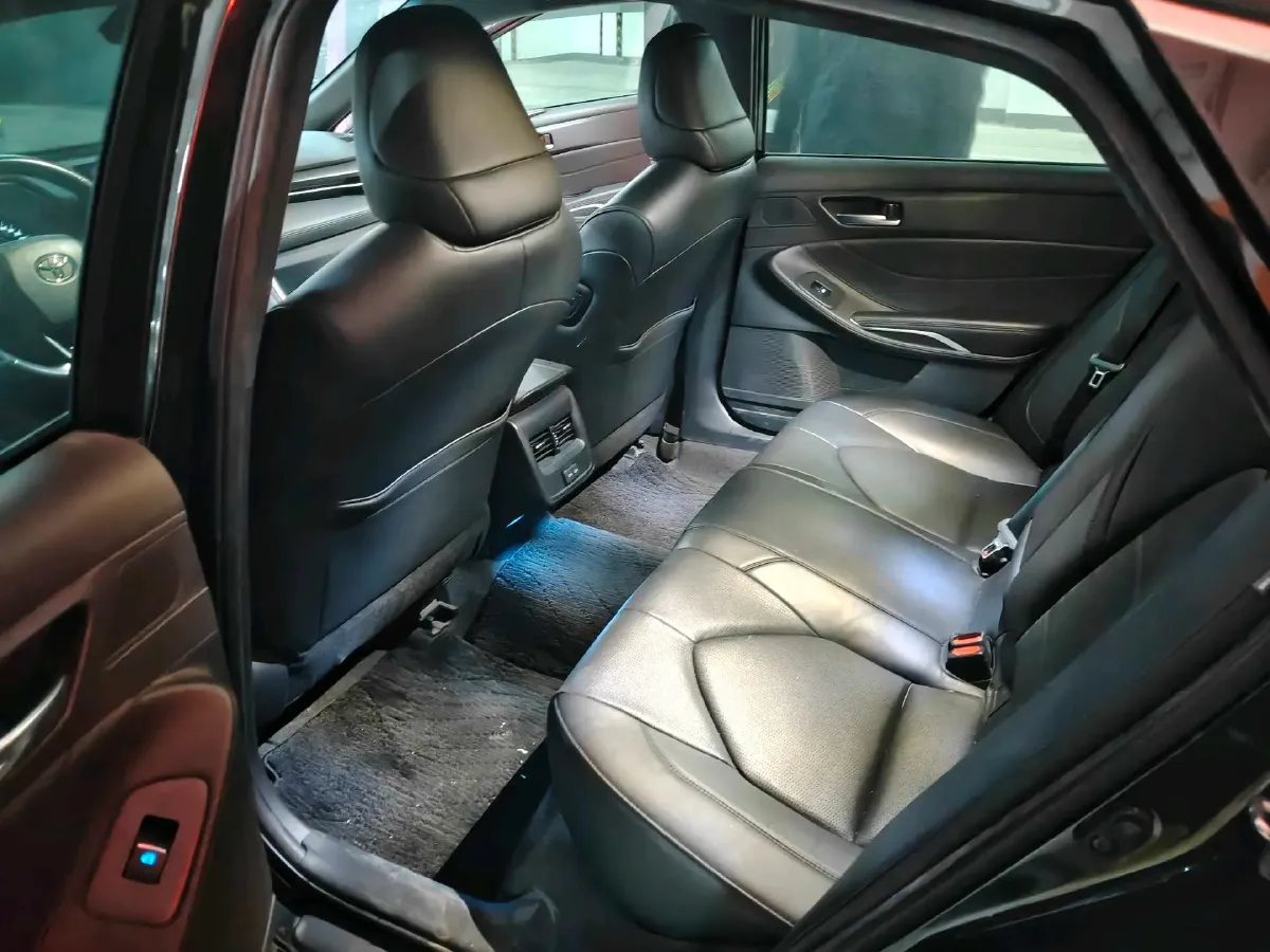2022 Toyota Avalon 2.0L 178HP L4 CVT,autocango,china used car exporter,china ev exporter,chinese used car exporter,chinese used ev exporter