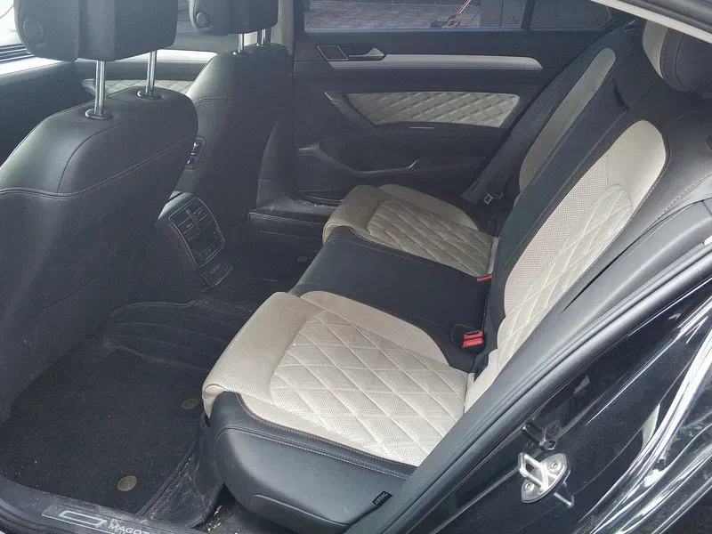 2023 Volkswagen Magotan 2.0T 186HP L4 7DCT,autocango,china used car exporter,china ev exporter,chinese used car exporter,chinese used ev exporter