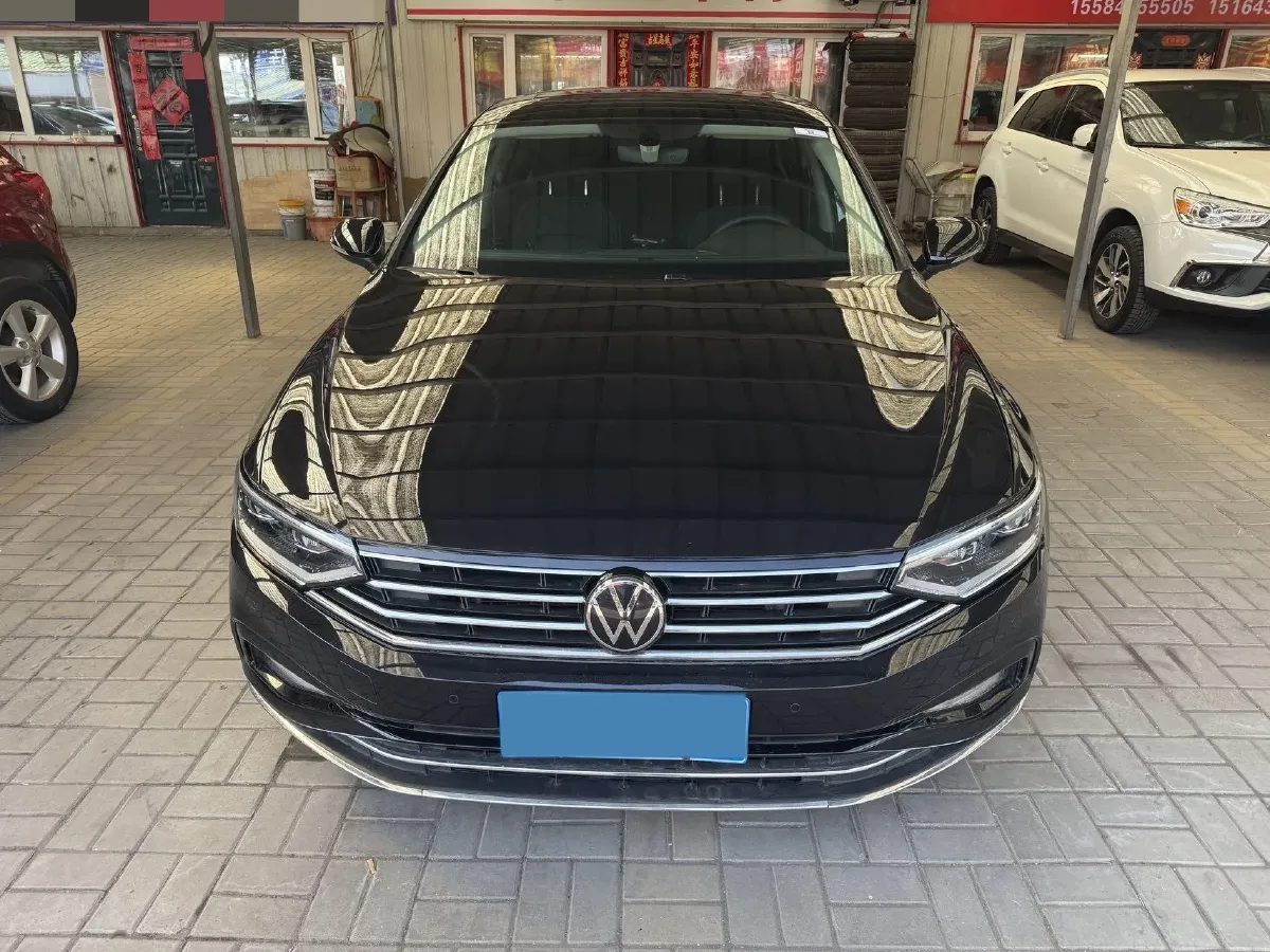 2020 Volkswagen Magotan 2.0T 186HP L4 7DCT,autocango,china used car exporter,china ev exporter,chinese used car exporter,chinese used ev exporter