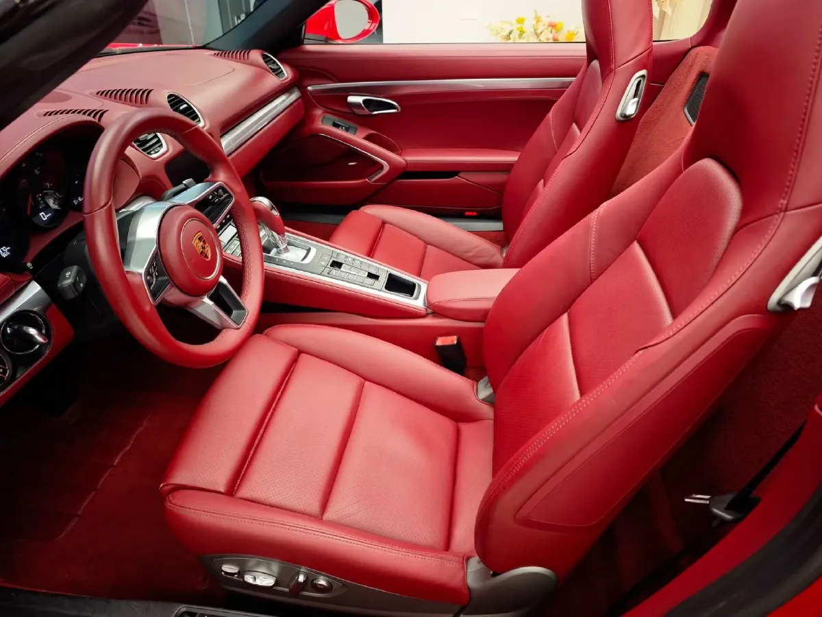 2020 Porsche 718 2.0T 250HP H4 7DCT,autocango,china used car exporter,china ev exporter,chinese used car exporter,chinese used ev exporter