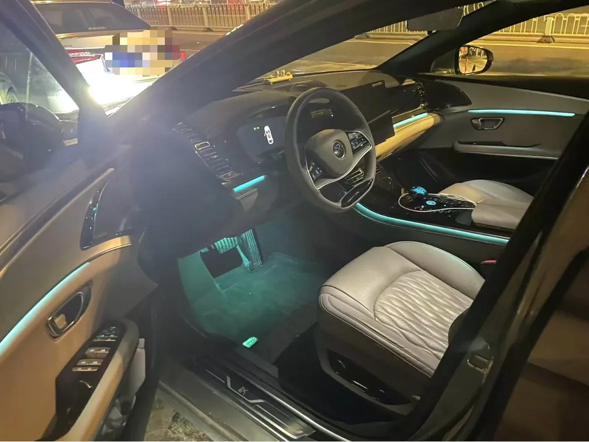 2025 BYD Han BEV 72KWH,autocango,china used car exporter,china ev exporter,chinese used car exporter,chinese used ev exporter